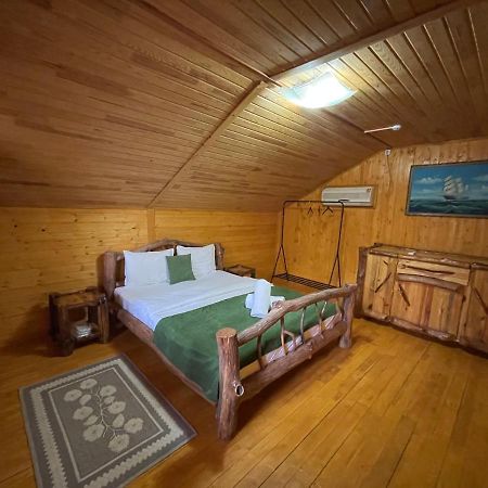 Sky Land Camping & Resort Cricova Ngoại thất bức ảnh